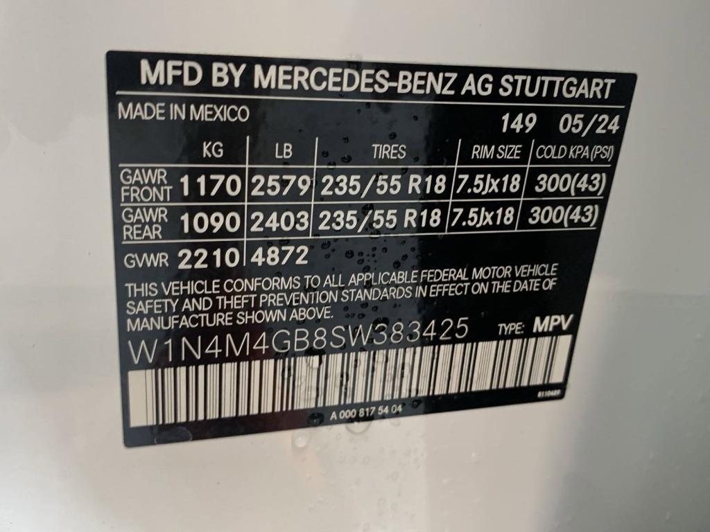 new 2025 Mercedes-Benz GLB 250 car, priced at $47,300