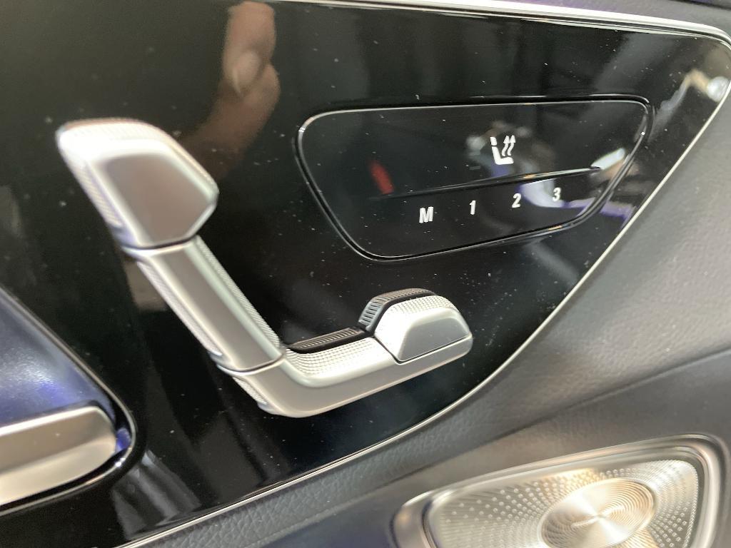 new 2025 Mercedes-Benz GLC 300 car, priced at $57,285