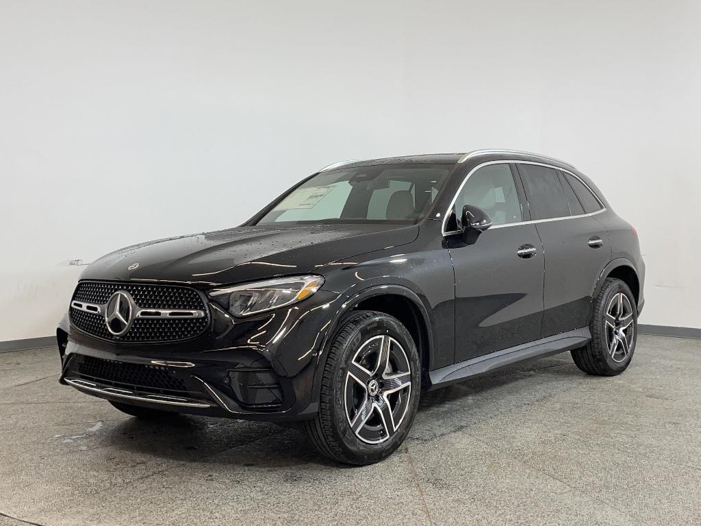 new 2025 Mercedes-Benz GLC 300 car, priced at $54,525