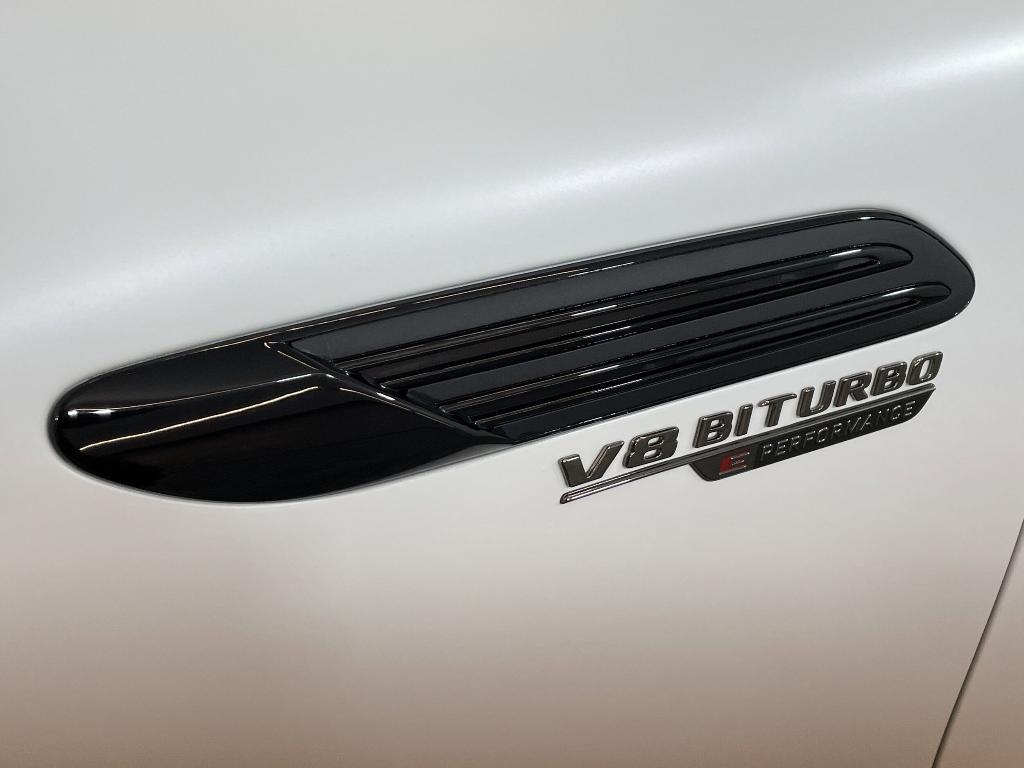 new 2025 Mercedes-Benz AMG SL 63 car, priced at $227,025