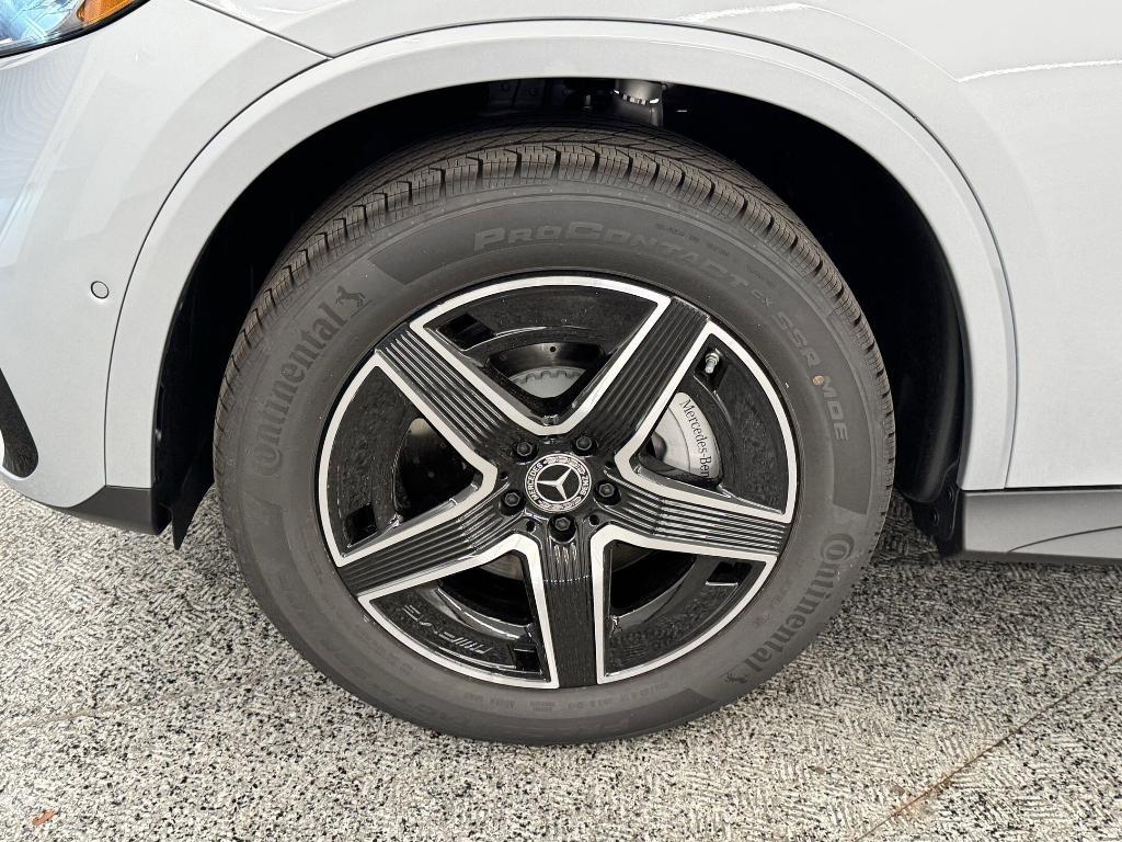 new 2026 Mercedes-Benz GLC 350e car, priced at $67,995