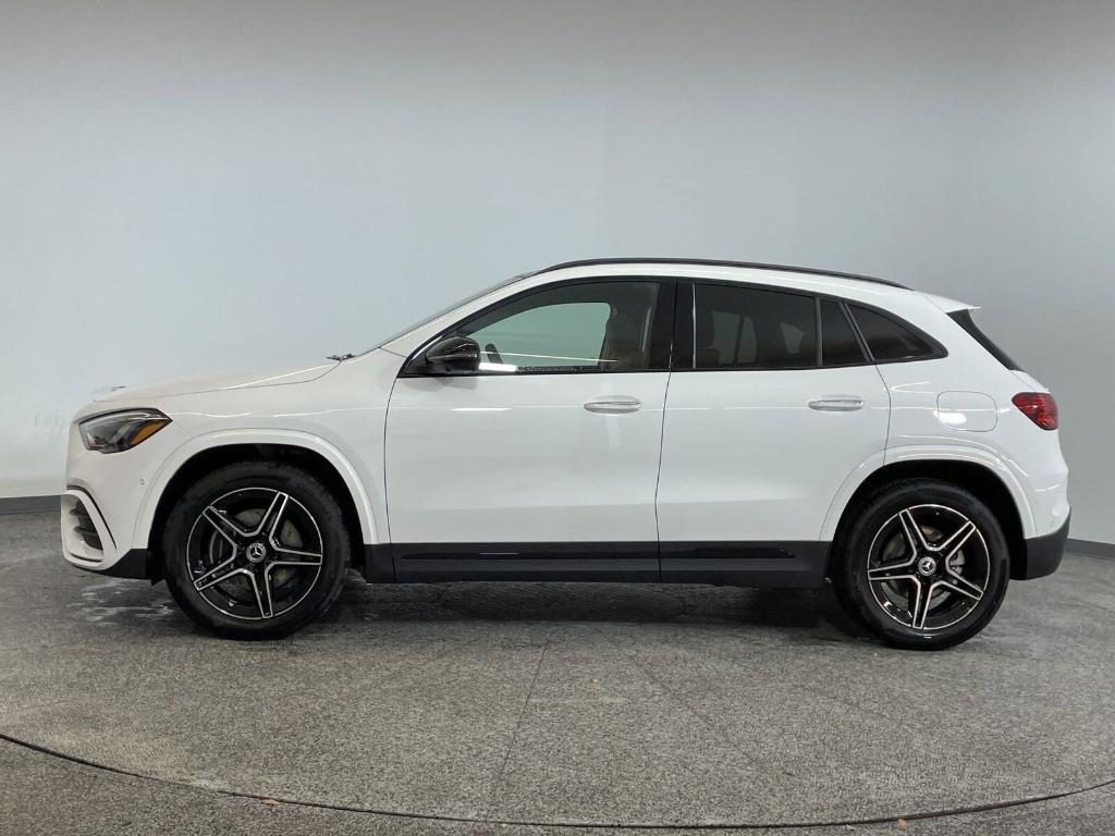 new 2025 Mercedes-Benz GLA 250 car, priced at $55,340