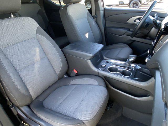 used 2023 Chevrolet Traverse car, priced at $24,565