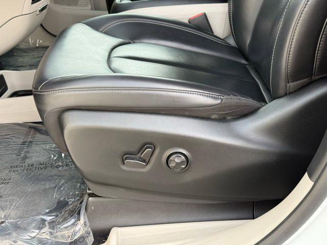 used 2023 Chrysler Pacifica car, priced at $25,991