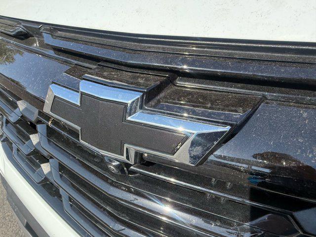 used 2025 Chevrolet Equinox car, priced at $28,595