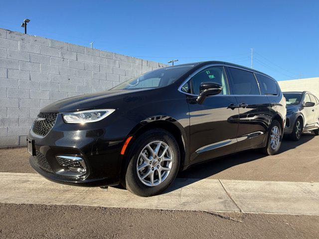 used 2024 Chrysler Pacifica car, priced at $28,995