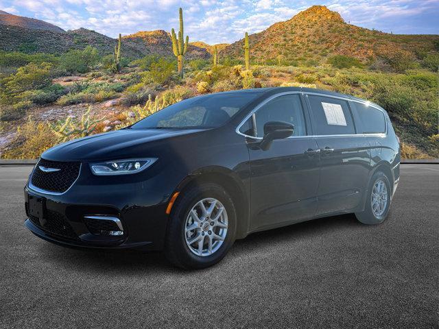 used 2024 Chrysler Pacifica car, priced at $28,995