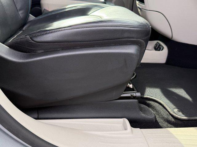 used 2021 Chrysler Pacifica car, priced at $23,795