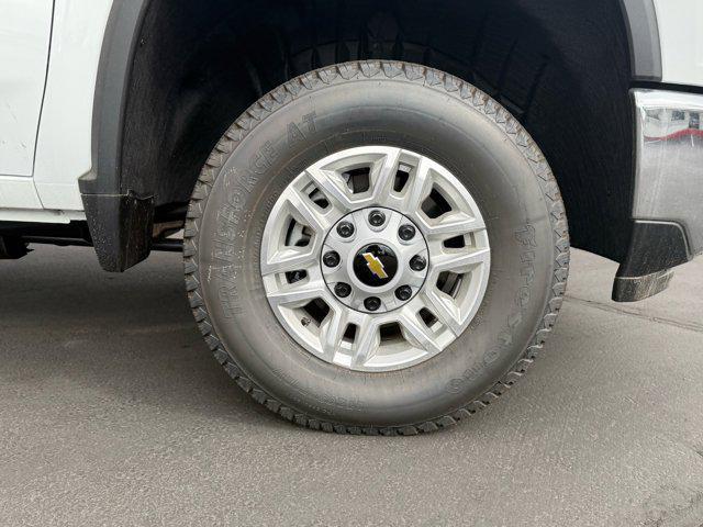 new 2025 Chevrolet Silverado 2500 car, priced at $49,278
