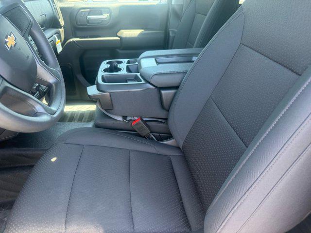 new 2024 Chevrolet Silverado 2500 car, priced at $50,638