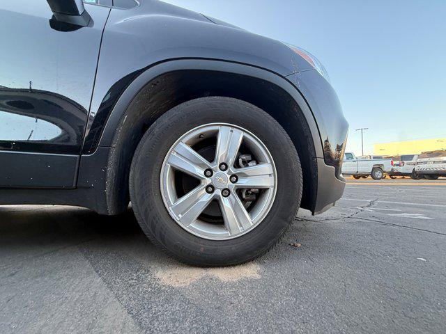 used 2022 Chevrolet Trax car, priced at $15,750