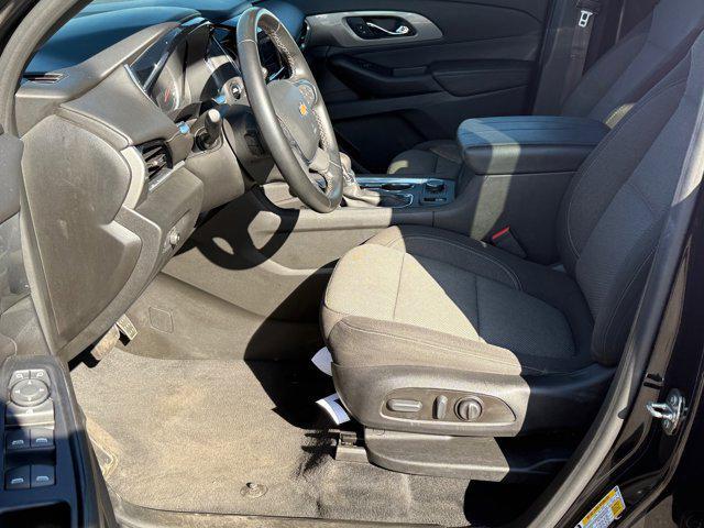 used 2023 Chevrolet Traverse car, priced at $26,995