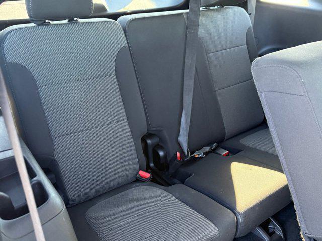 used 2023 Chevrolet Traverse car, priced at $26,995