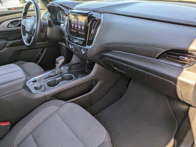 used 2023 Chevrolet Traverse car, priced at $31,332