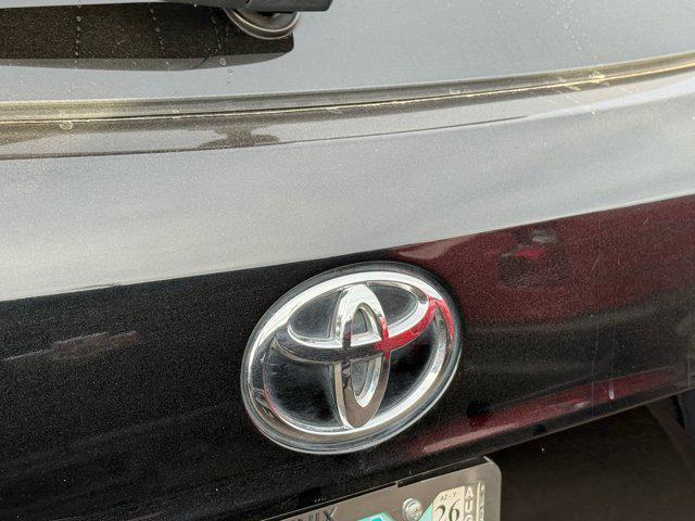 used 2020 Toyota Highlander car, priced at $26,995