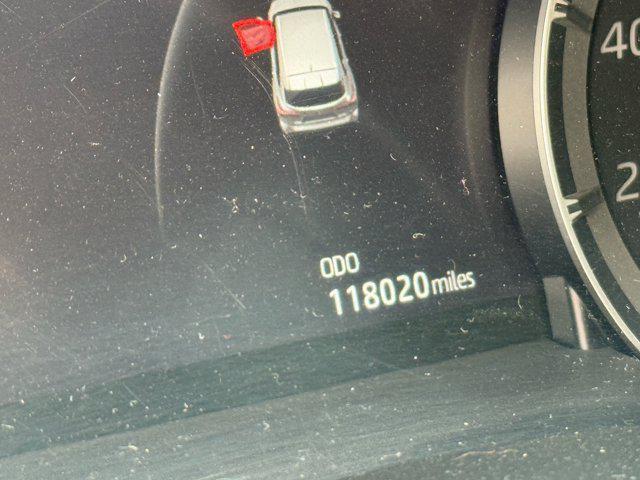 used 2020 Toyota Highlander car, priced at $26,995