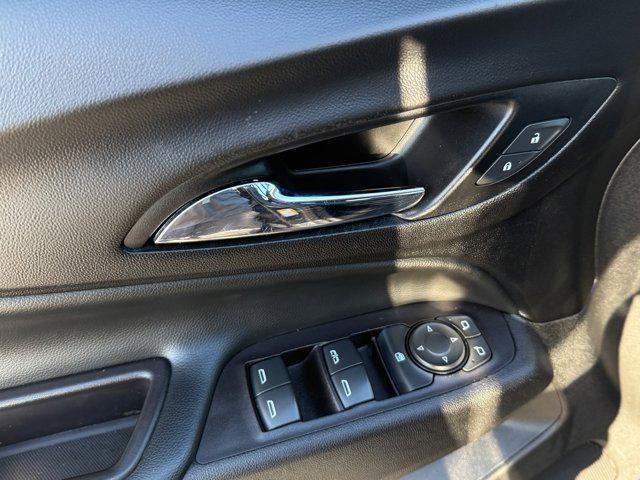 used 2021 Chevrolet Equinox car, priced at $13,595