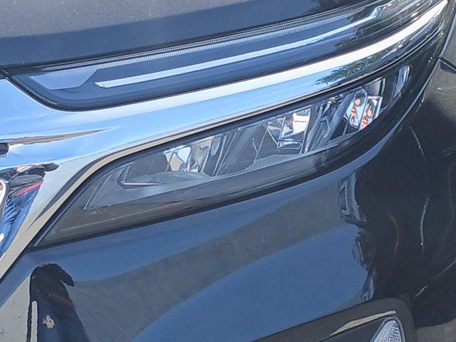 used 2024 Chevrolet Equinox car, priced at $21,888