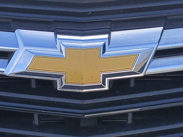 used 2024 Chevrolet Equinox car, priced at $21,888