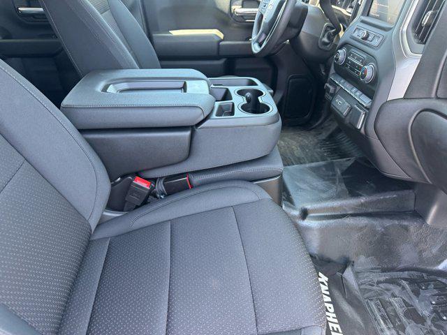 new 2024 Chevrolet Silverado 2500 car, priced at $50,888