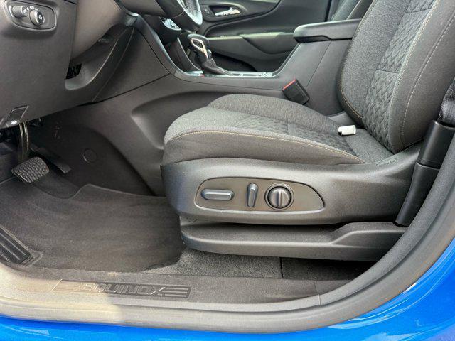used 2024 Chevrolet Equinox car, priced at $21,994