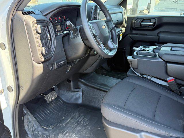new 2025 Chevrolet Silverado 3500 car, priced at $51,543