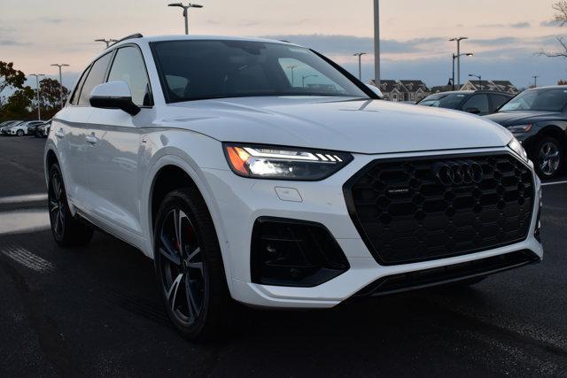 new 2025 Audi Q5 car, priced at $62,540