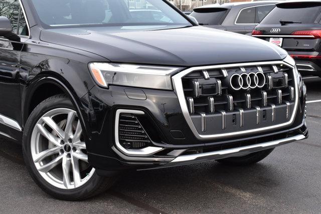 new 2025 Audi Q7 car, priced at $74,295