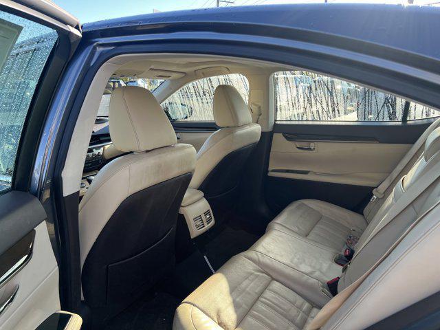 used 2016 Lexus ES 350 car, priced at $22,771