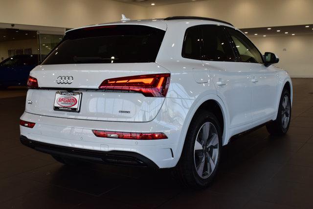 new 2025 Audi Q5 car, priced at $55,990