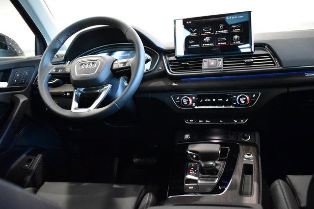 new 2025 Audi Q5 car, priced at $58,175