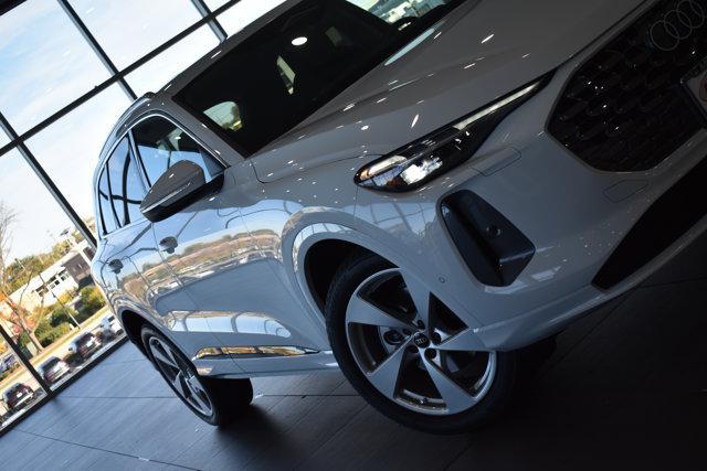 new 2025 Audi Q5 car, priced at $61,950