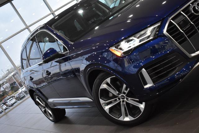 used 2023 Audi Q7 car, priced at $42,999