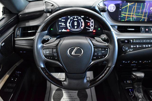 used 2020 Lexus ES 350 car, priced at $32,499