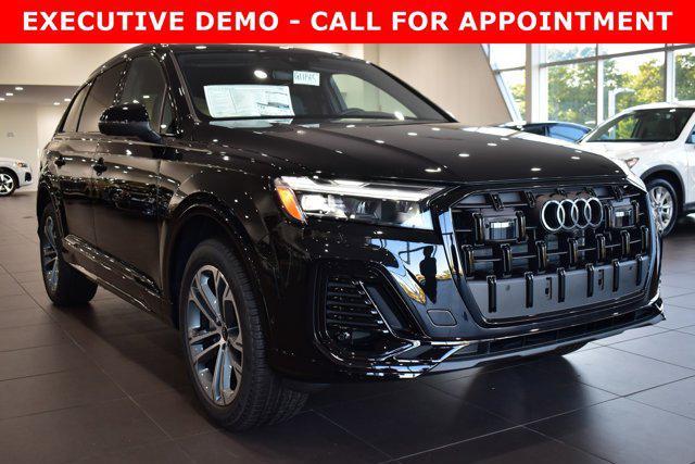 new 2025 Audi Q7 car, priced at $71,600