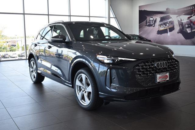new 2025 Audi Q5 car, priced at $61,950