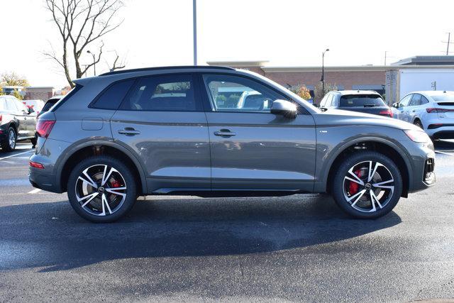 new 2025 Audi Q5 car, priced at $59,340