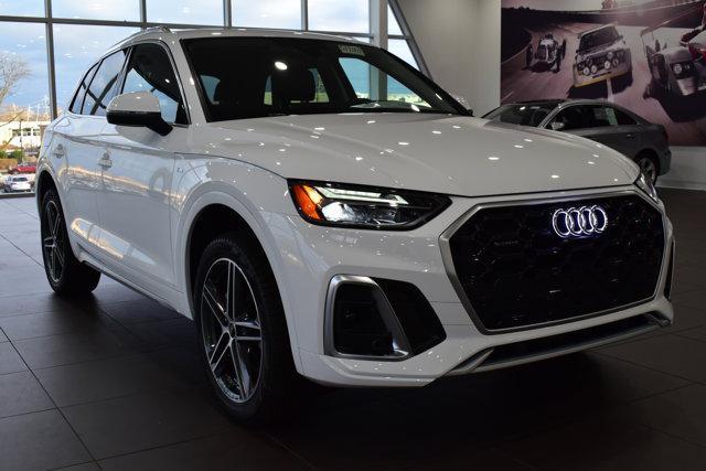 new 2025 Audi Q5 car, priced at $66,980