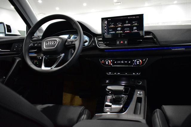 new 2025 Audi Q5 car, priced at $66,980