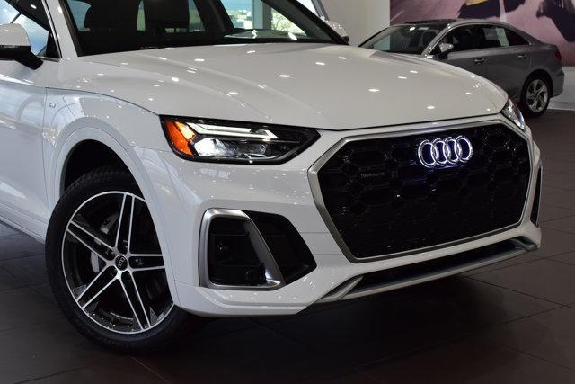 new 2025 Audi Q5 car, priced at $66,980