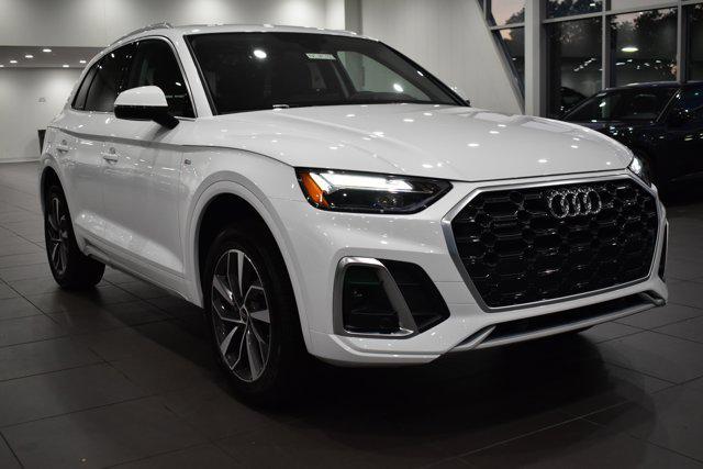 new 2024 Audi Q5 car, priced at $48,222