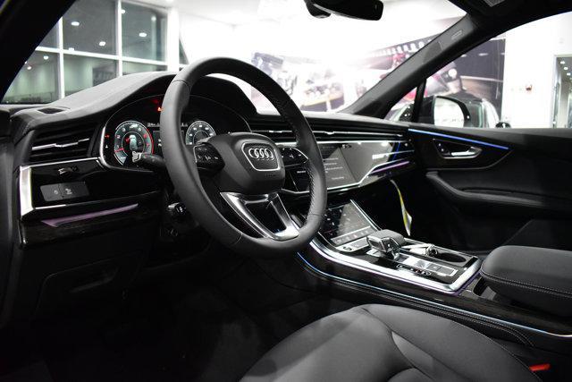 new 2025 Audi Q7 car, priced at $74,295