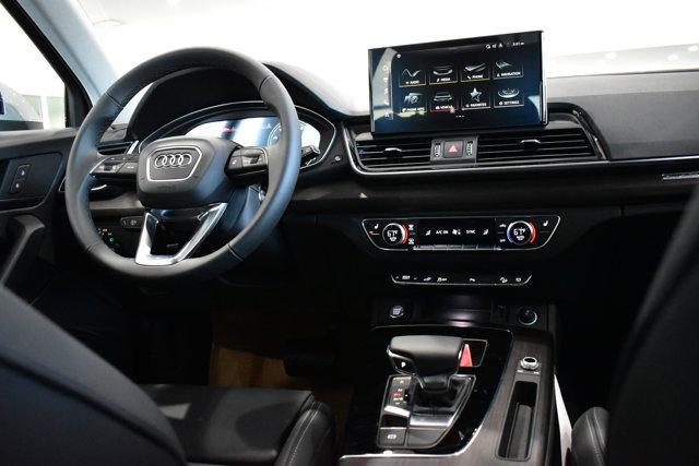 new 2025 Audi Q5 car, priced at $62,800