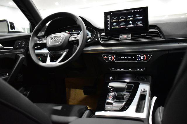 new 2025 Audi Q5 car, priced at $53,325