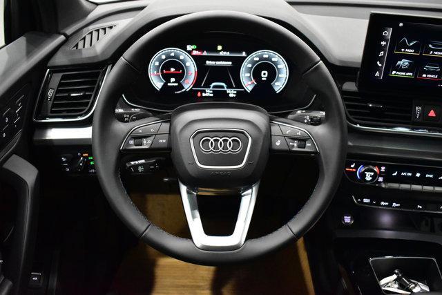 new 2025 Audi Q5 car, priced at $53,325