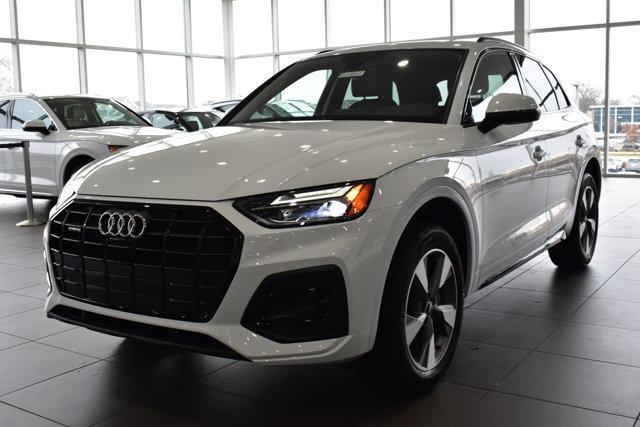 new 2025 Audi Q5 car, priced at $54,125