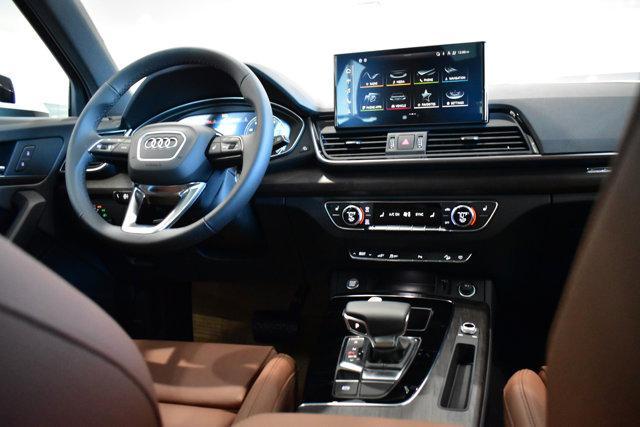 new 2025 Audi Q5 car, priced at $62,680