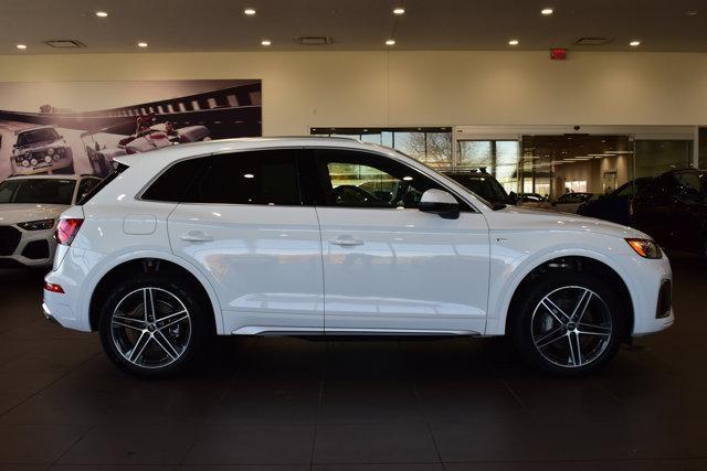 new 2025 Audi Q5 car, priced at $62,680