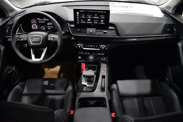 new 2025 Audi Q5 car, priced at $55,990