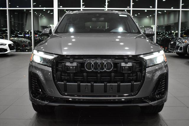 new 2025 Audi Q7 car, priced at $69,530